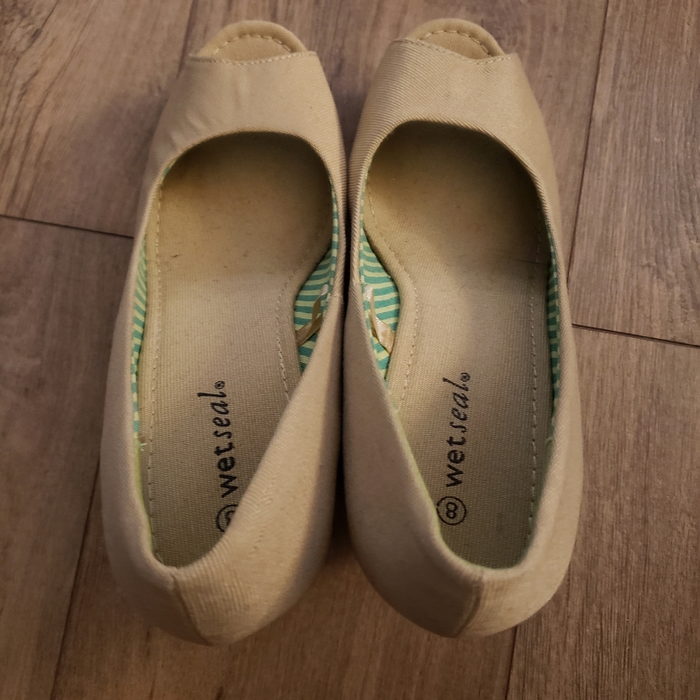 Wedges - Picture 2 of 6